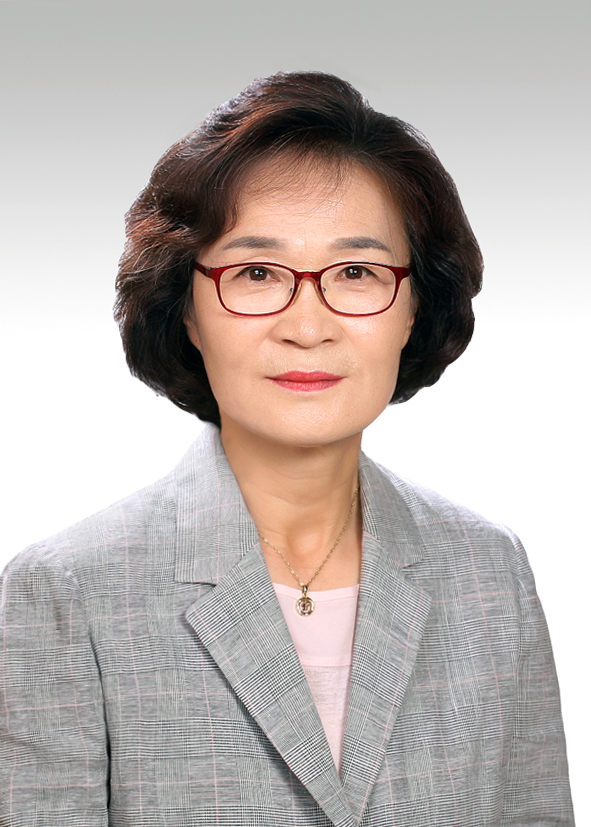 “여성들이 용기를 내어 나아 갈 수 있는 길을 터주고 싶다”는 박정옥 의원.